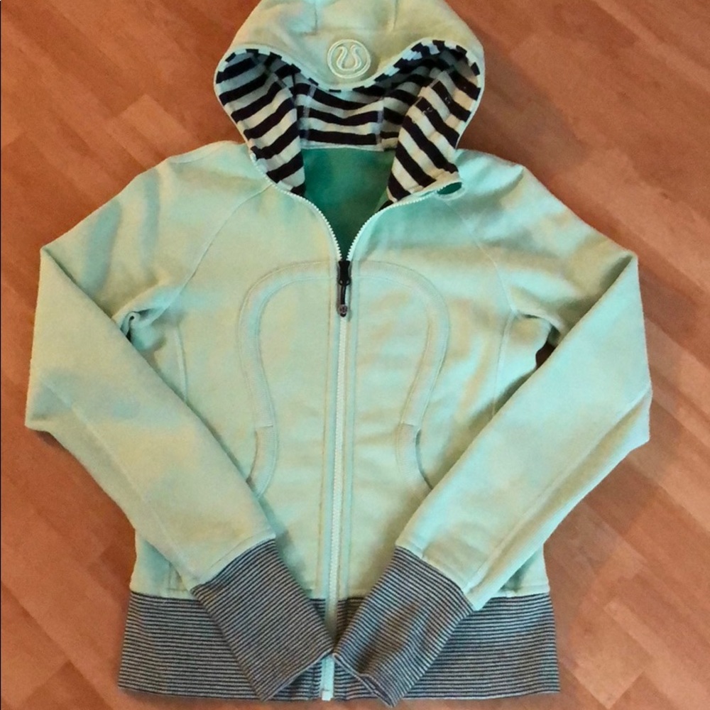 EUC Lululemon Scuba Hoodie